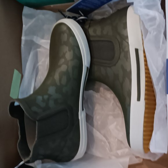 Joules Rainwell Green Leopard Ankle Rain Boots - Picture 4 of 8